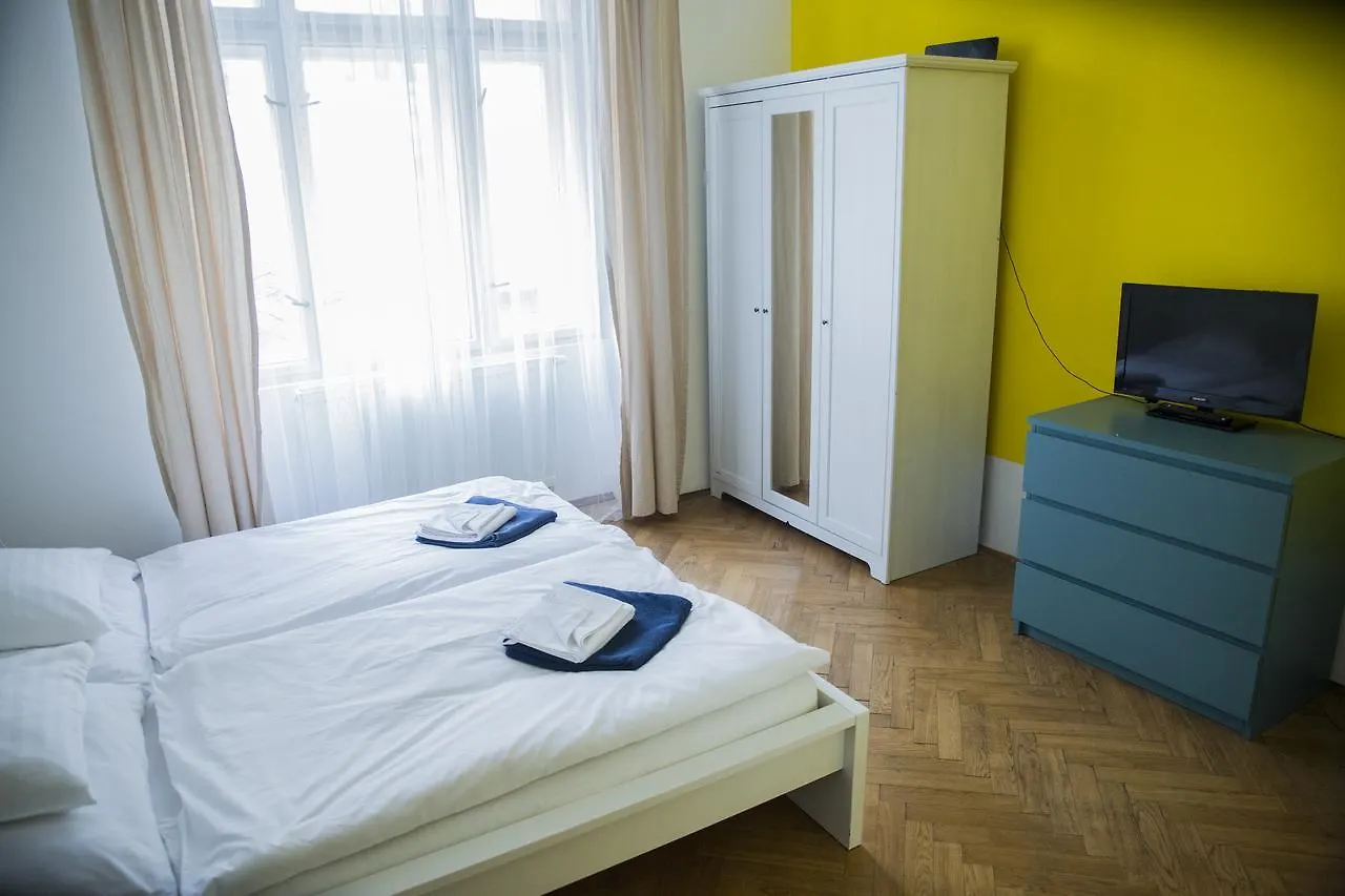 Budget Apartment Praga