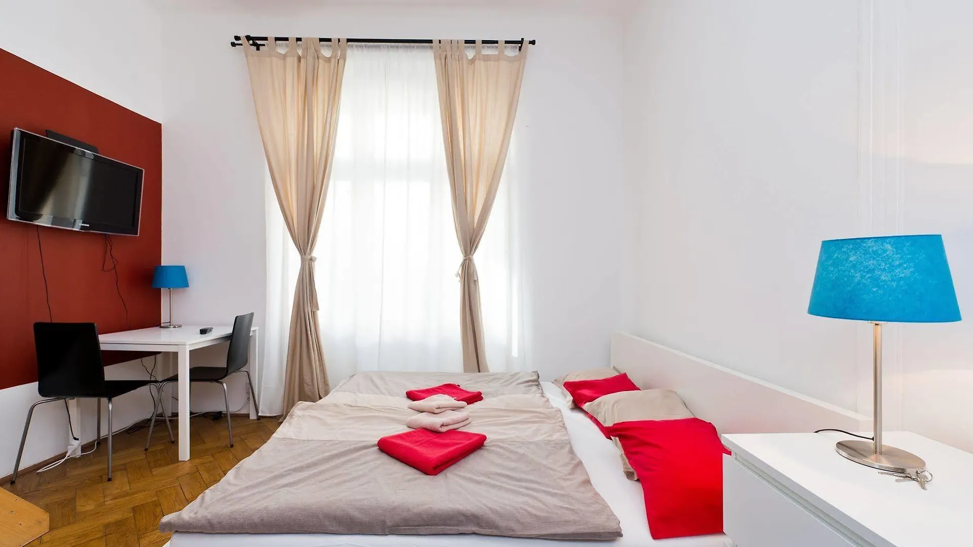 Budget Apartment Praga Hostal
