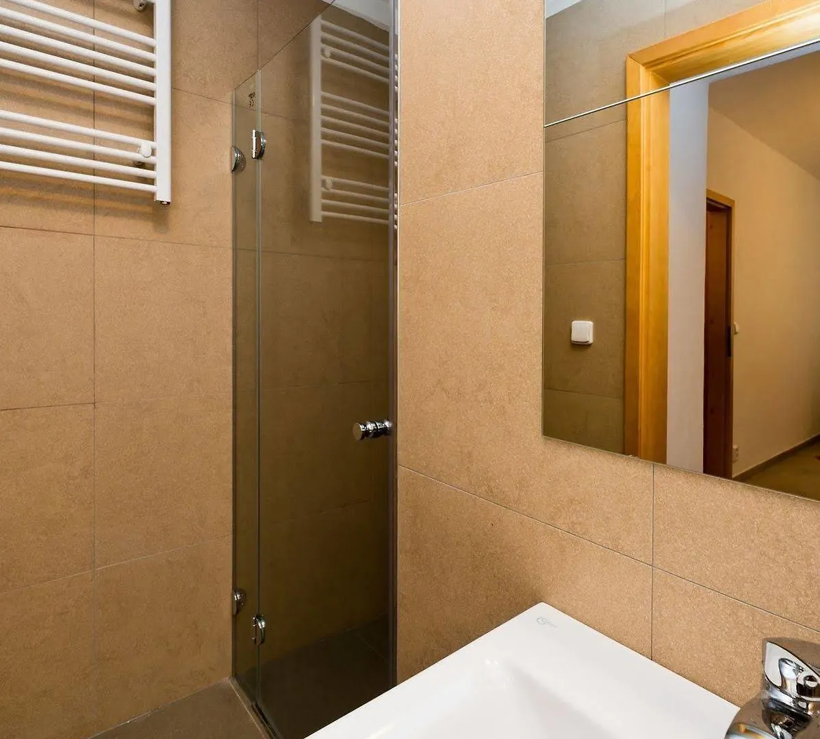 Budget Apartment Praga 0*,