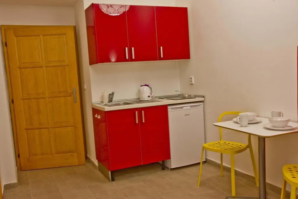 פראג Budget Apartment 0*,