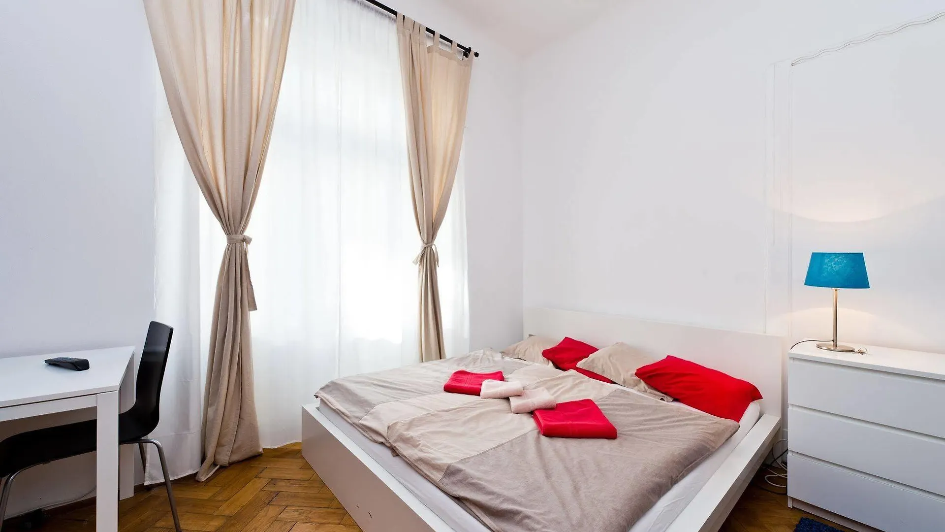 פראג Budget Apartment
