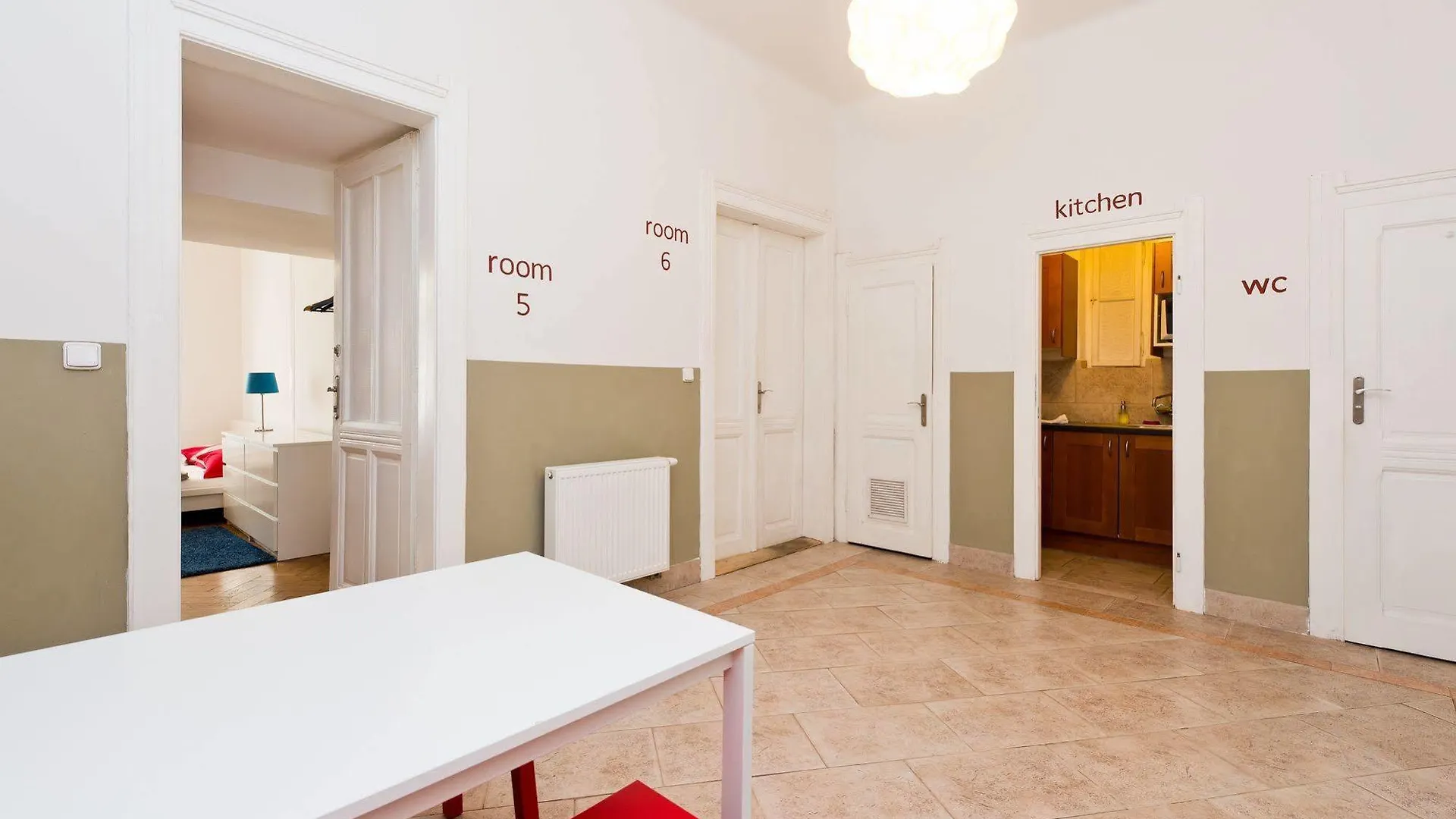 פראג Budget Apartment אכסניה