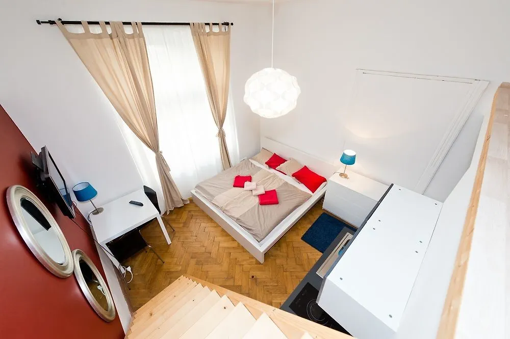Budget Apartment Prague Hostel